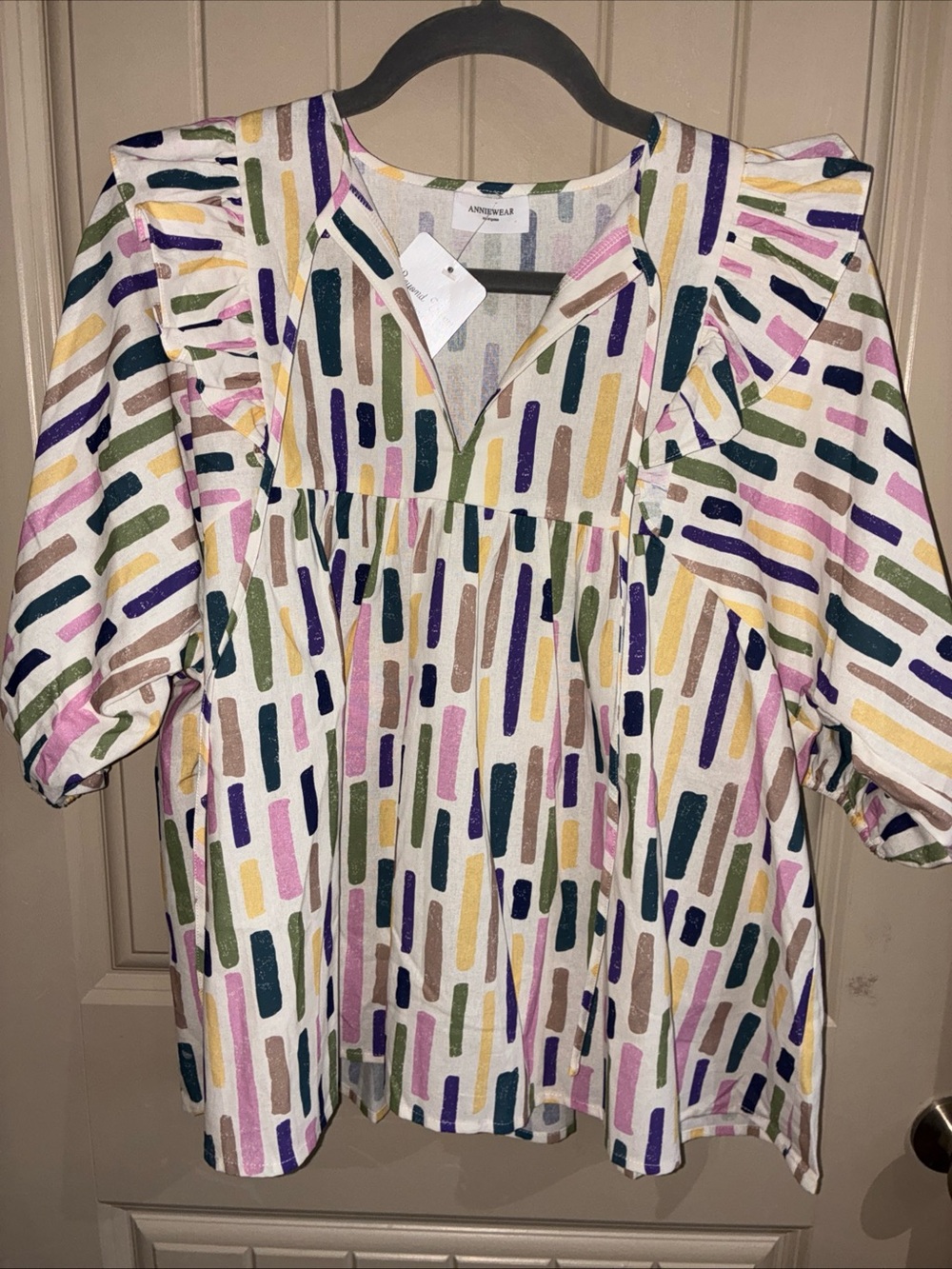 Anniewear Multicolor Brushstroke Ruffle-Sleeve Tunic in Cream